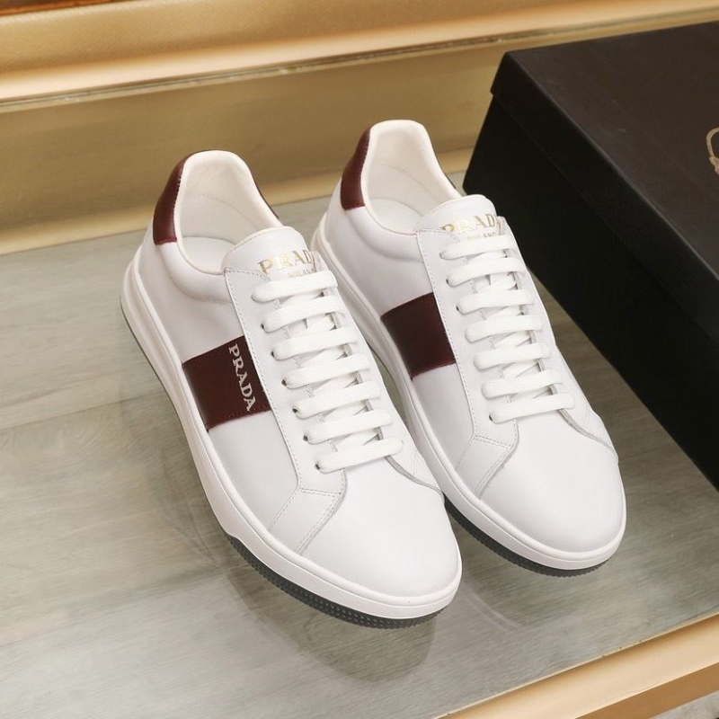 Pra*a casual shoes